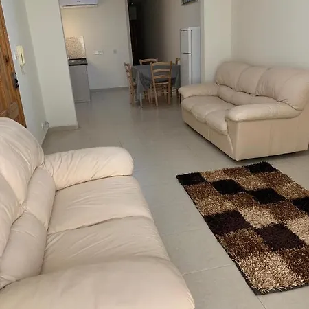 Stresa Court Apartments سانت جوليان المظهر الخارجي الصورة